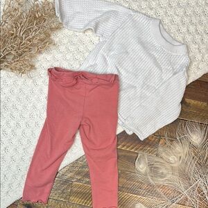 (5for$10) Kids Pink Leggings and White Knit Shirt 18m